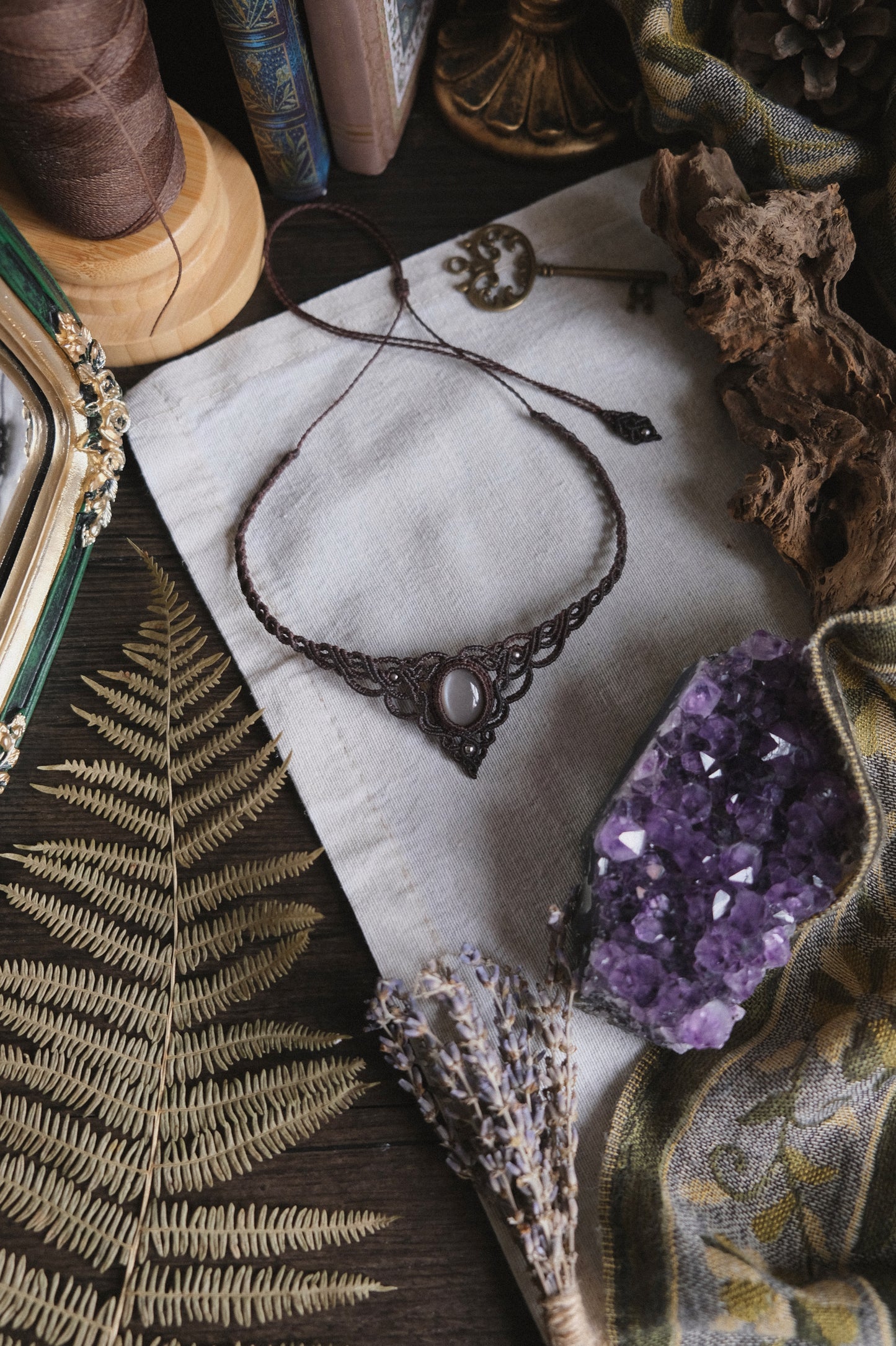 'Driade' Choker with Grey Moonstone