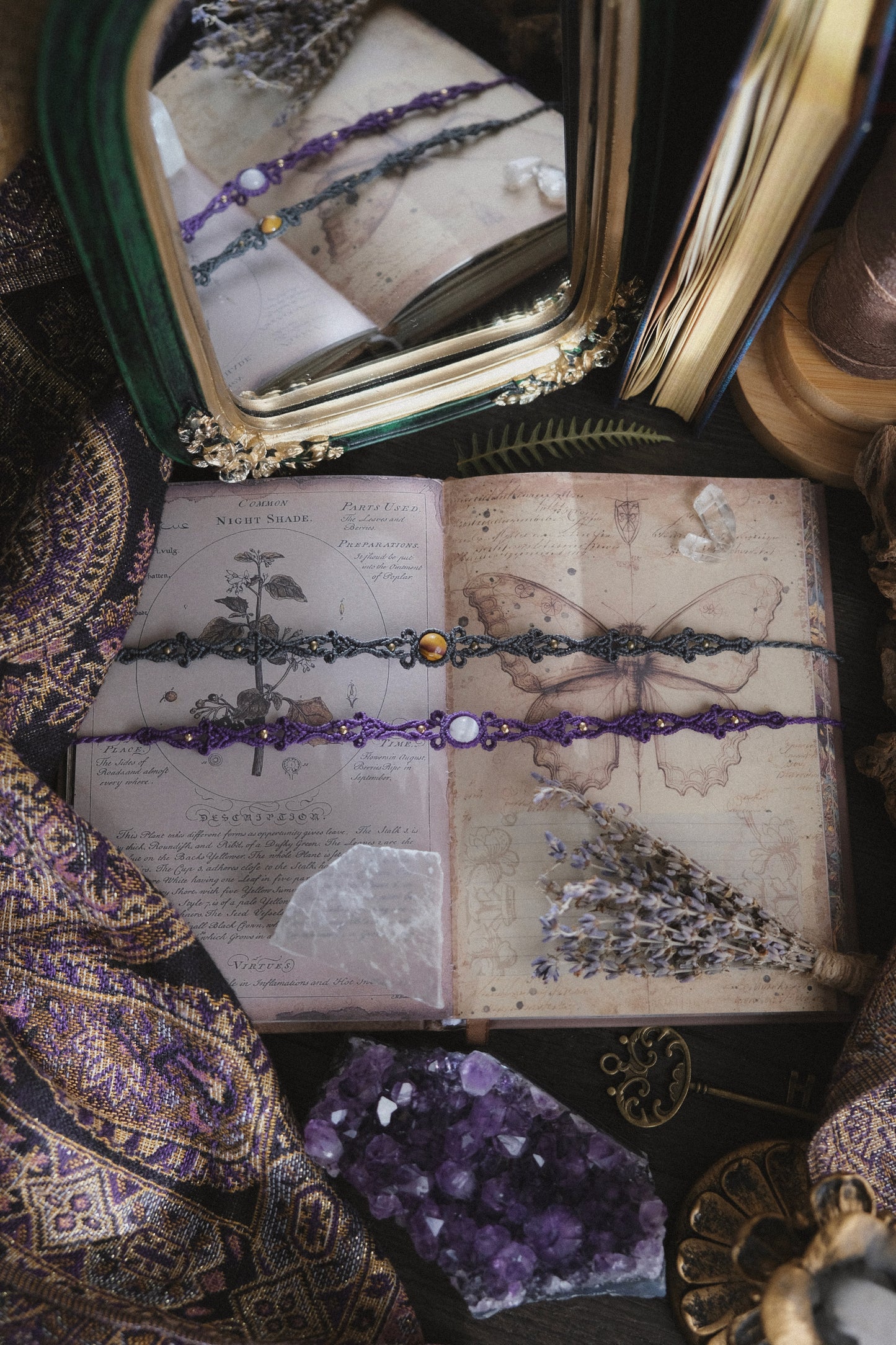 Choker ‘Hesperis’ con Mookaite