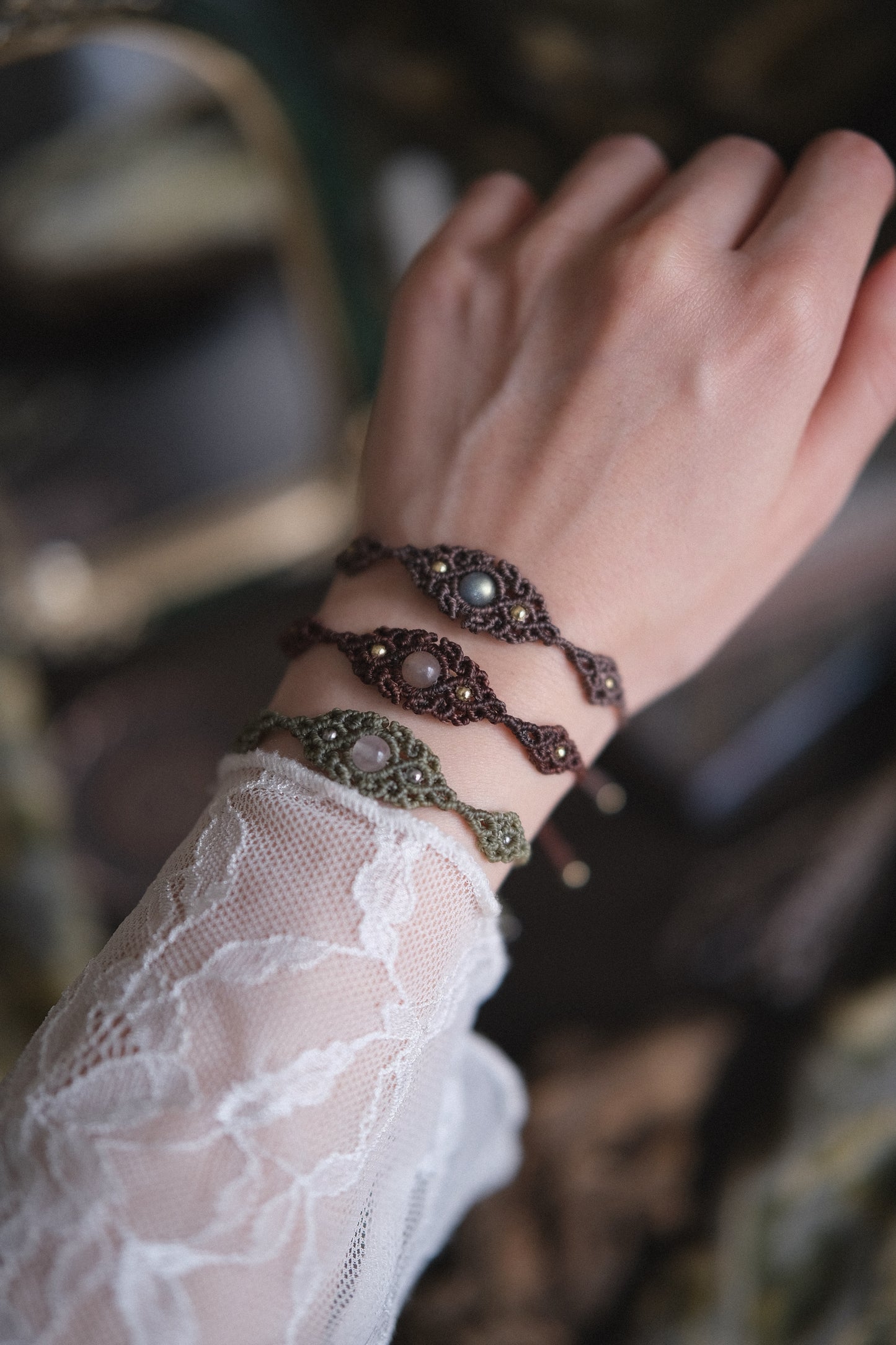 Bracciale ‘Lichene’ con Adularia