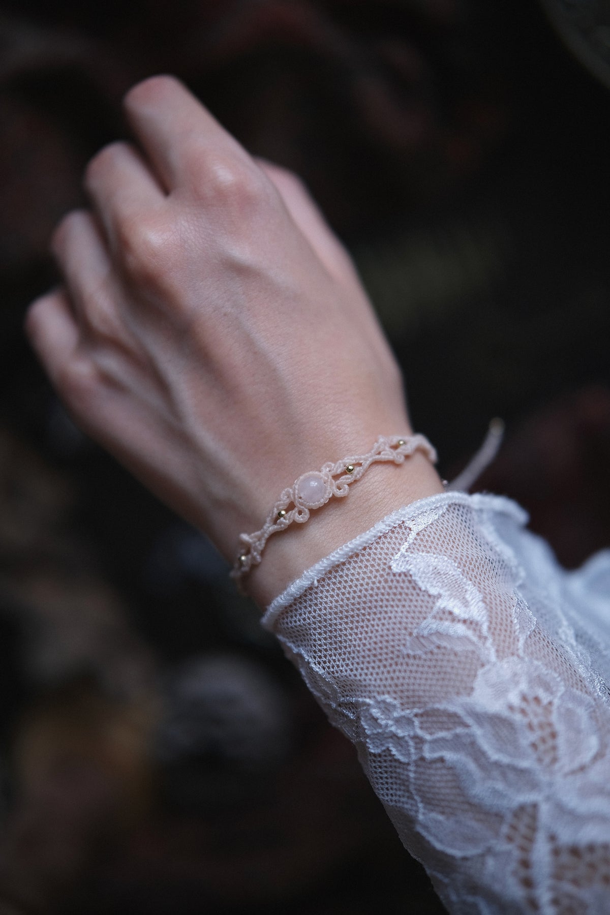 Create your ‘Hesperis’ bracelet