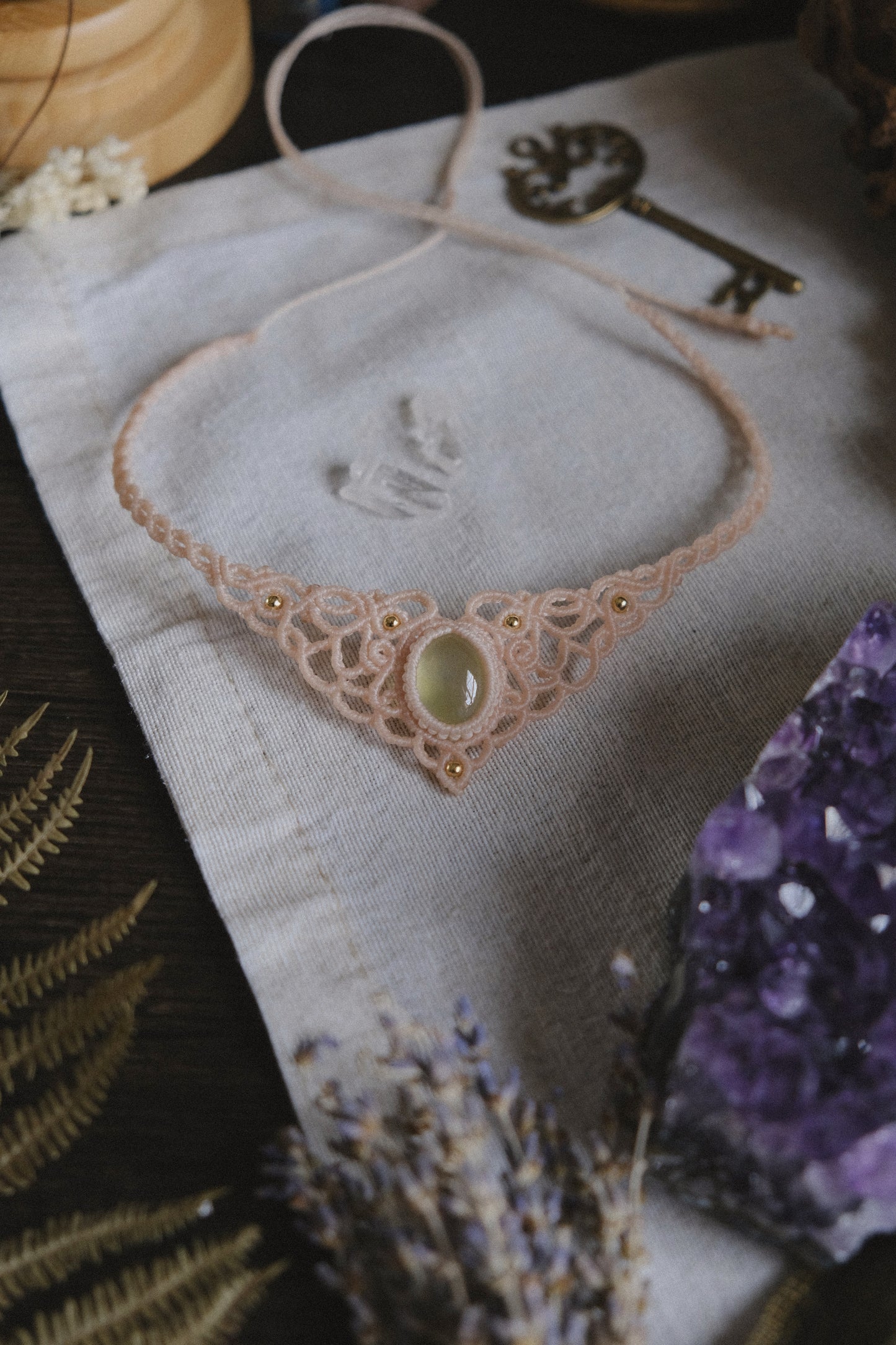 'Willow' Choker with Prehnite