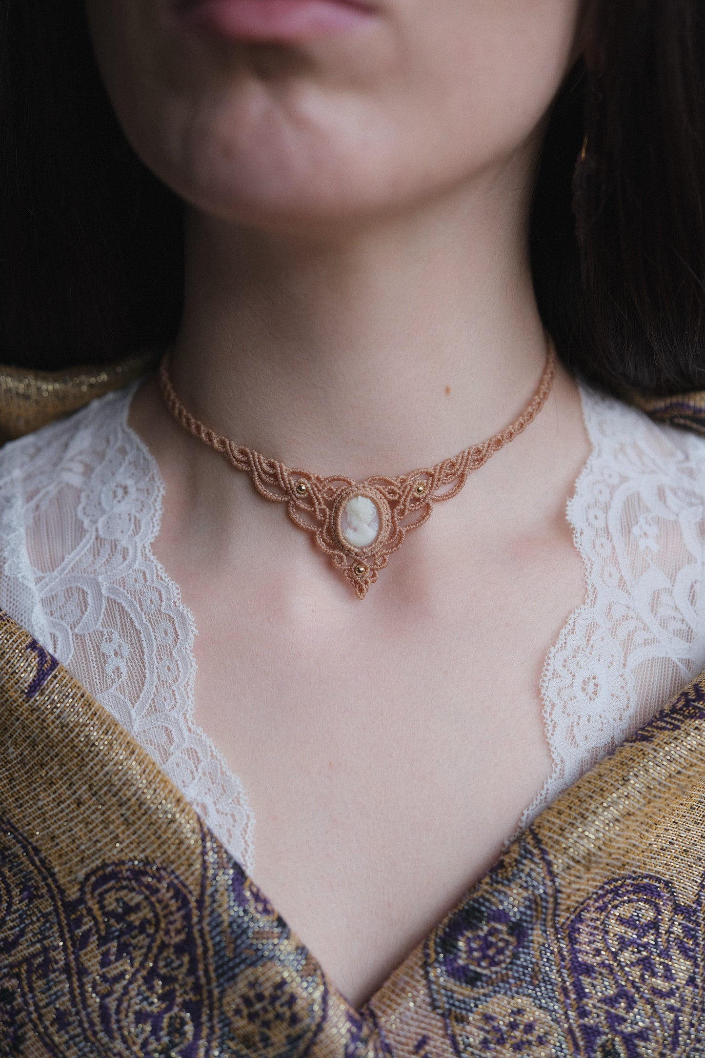 Girocollo ‘Driade’ con cammeo rosa