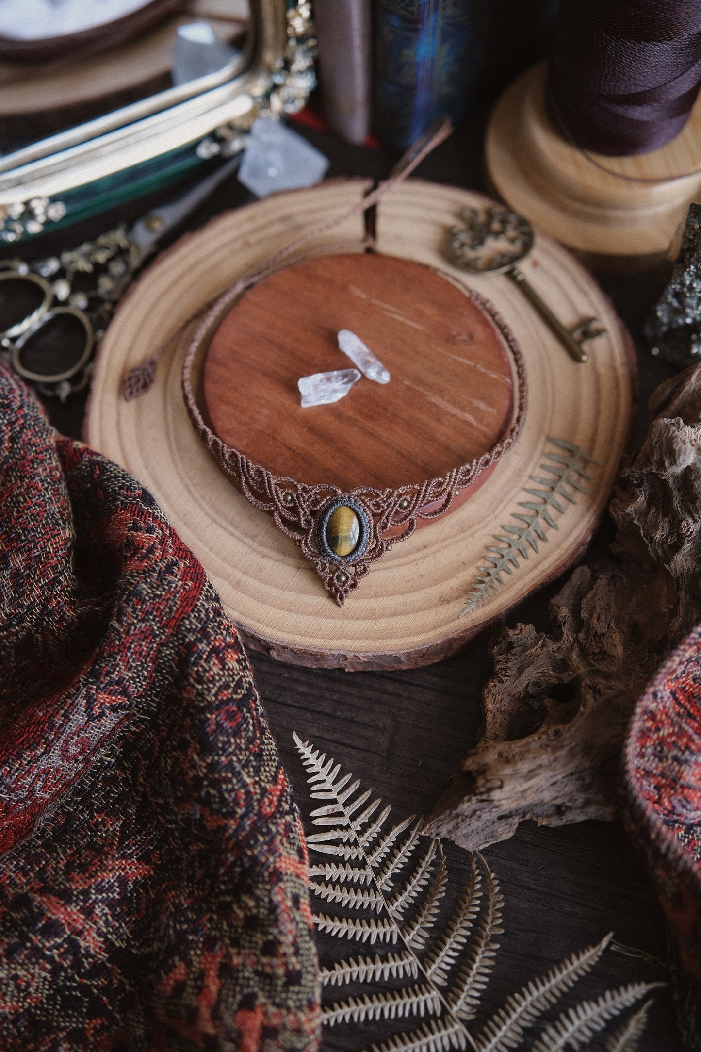 'Driade'-Choker mit Tigerauge