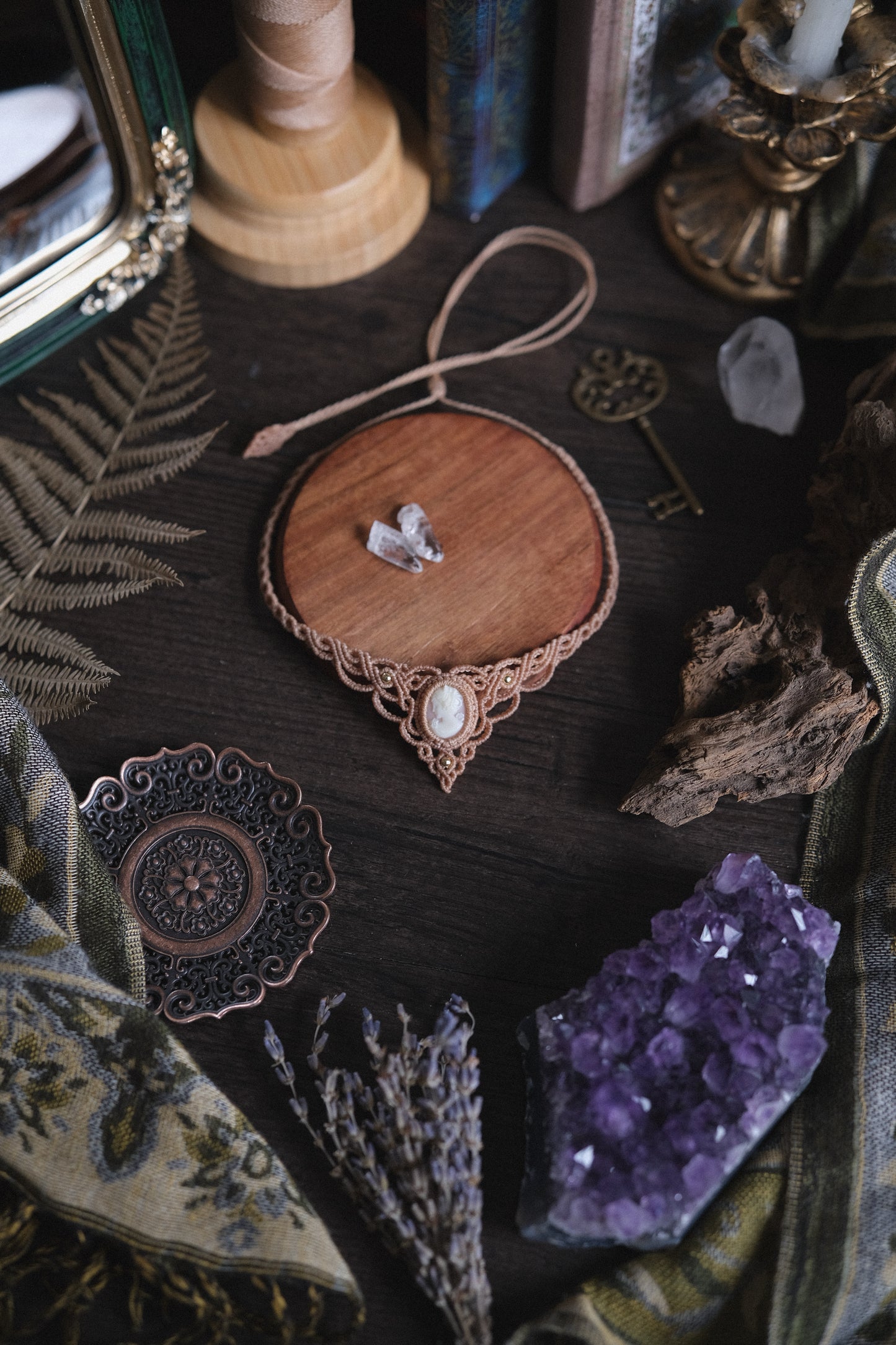 Girocollo ‘Driade’ con cammeo rosa