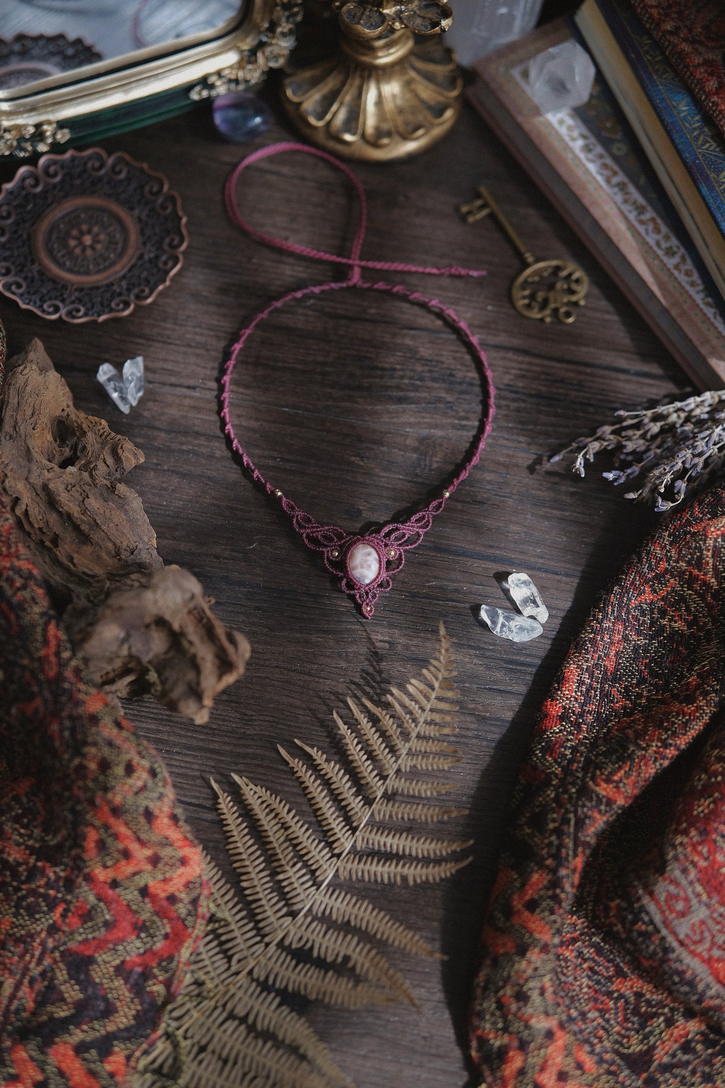 Girocollo ‘Silene’ con Thomsonite