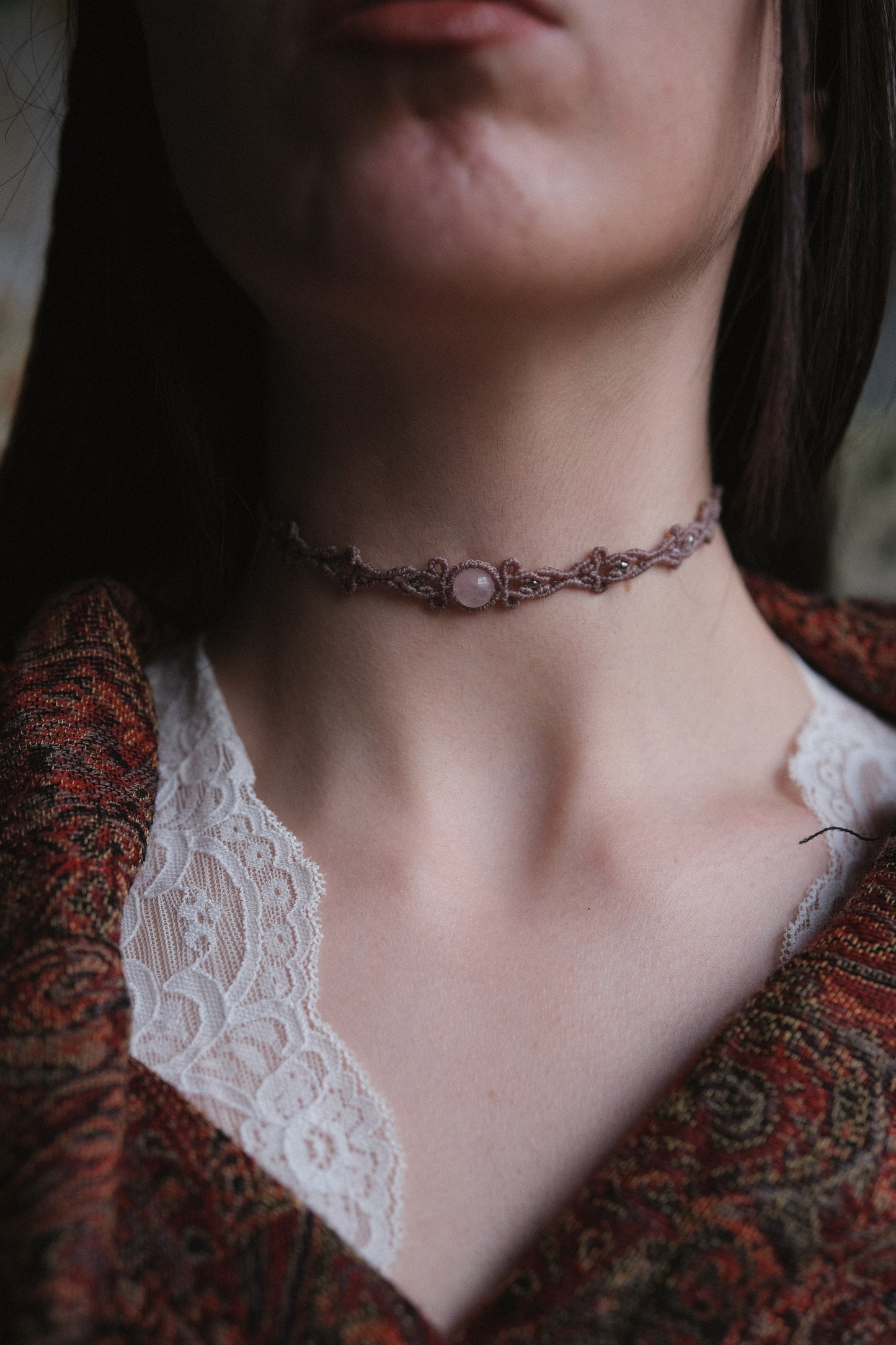 'Hesperis'-Choker mit Rosenquarz