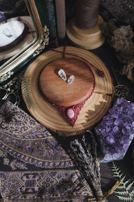 'Ithil' Choker with Thulite