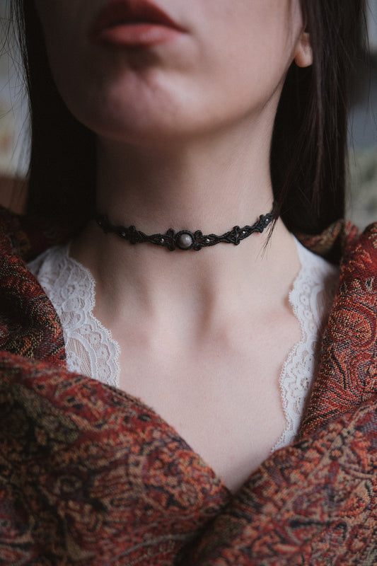 'Hesperis'-Choker mit silbernem Obsidian