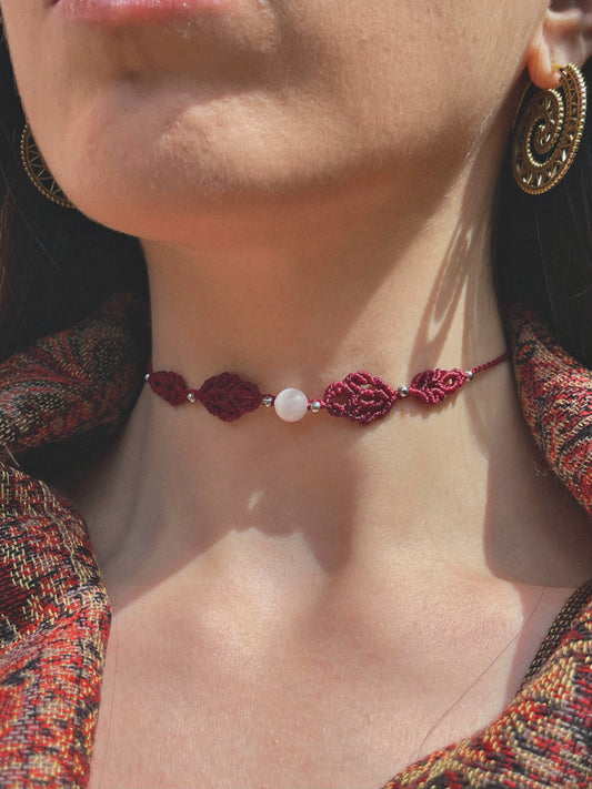 ‘Amaryllis’ Choker con Selenite