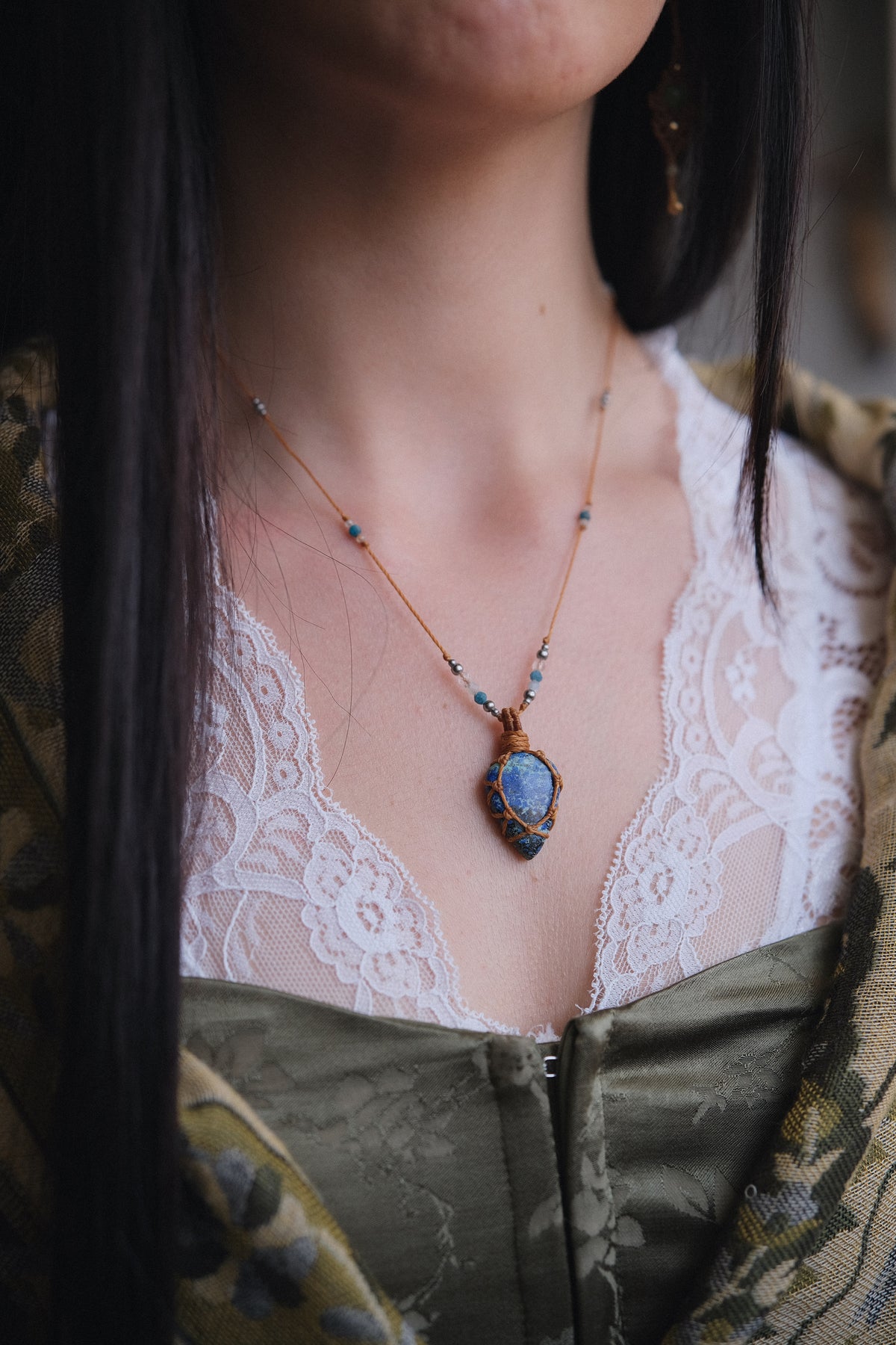 Ciondolo ‘Elariel’ con Azzurrite