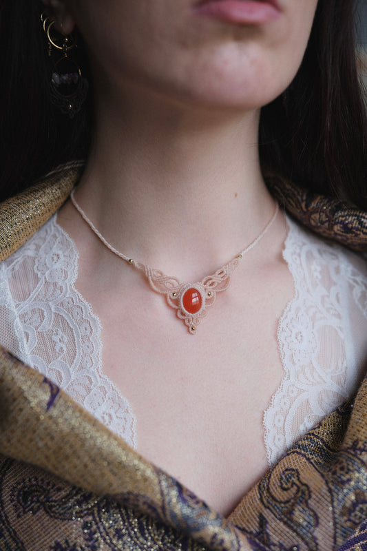 Girocollo ‘Rugiada’ con Corniola