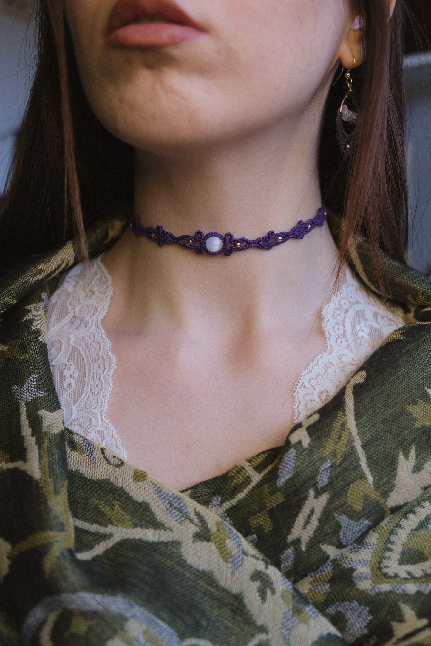 Choker 'Hesperis' with Selenite