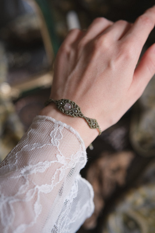 Bracciale ‘Lichene’ con Quarzo Rosa