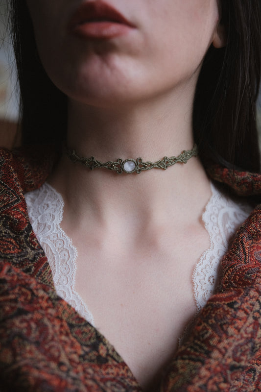 Choker ‘Hesperis’ con Selenite