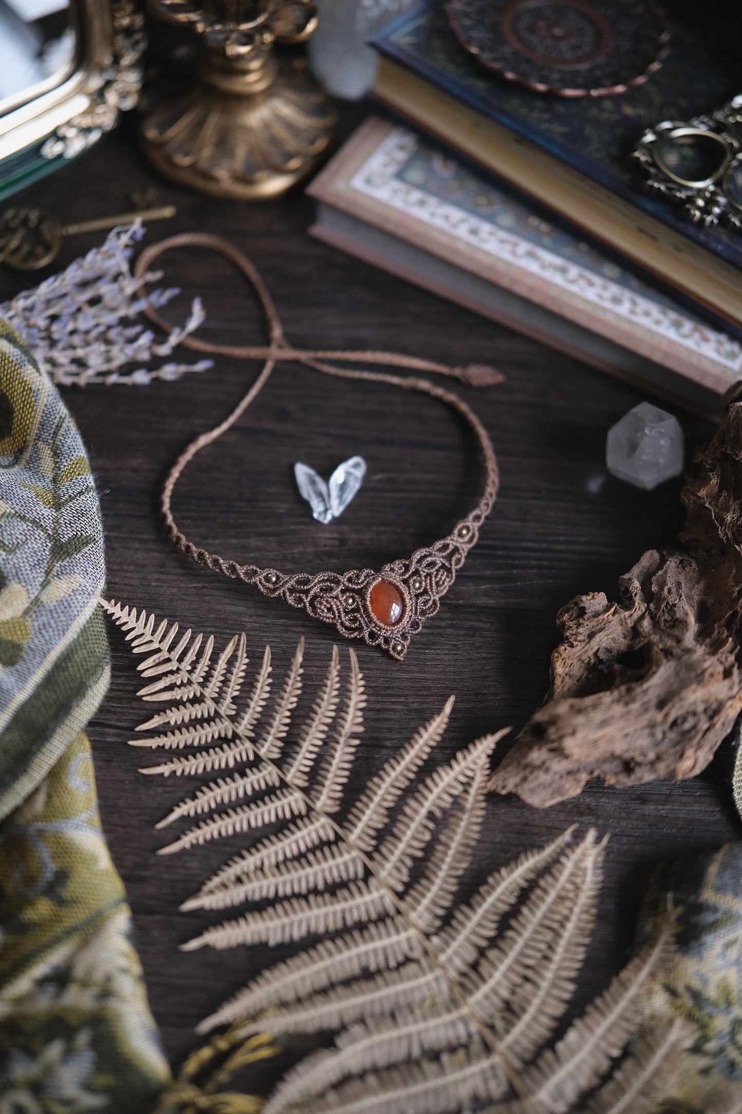 Girocollo ‘Amanita’ con Corniola